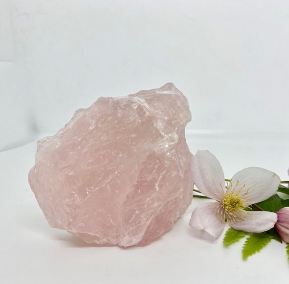 Extra Large Rose Quartz Natural Chunk 850 1050 G Vikki Gadd Extra Large Rose Quartz Natural Chunk 850 1050 G Vikki Gadd