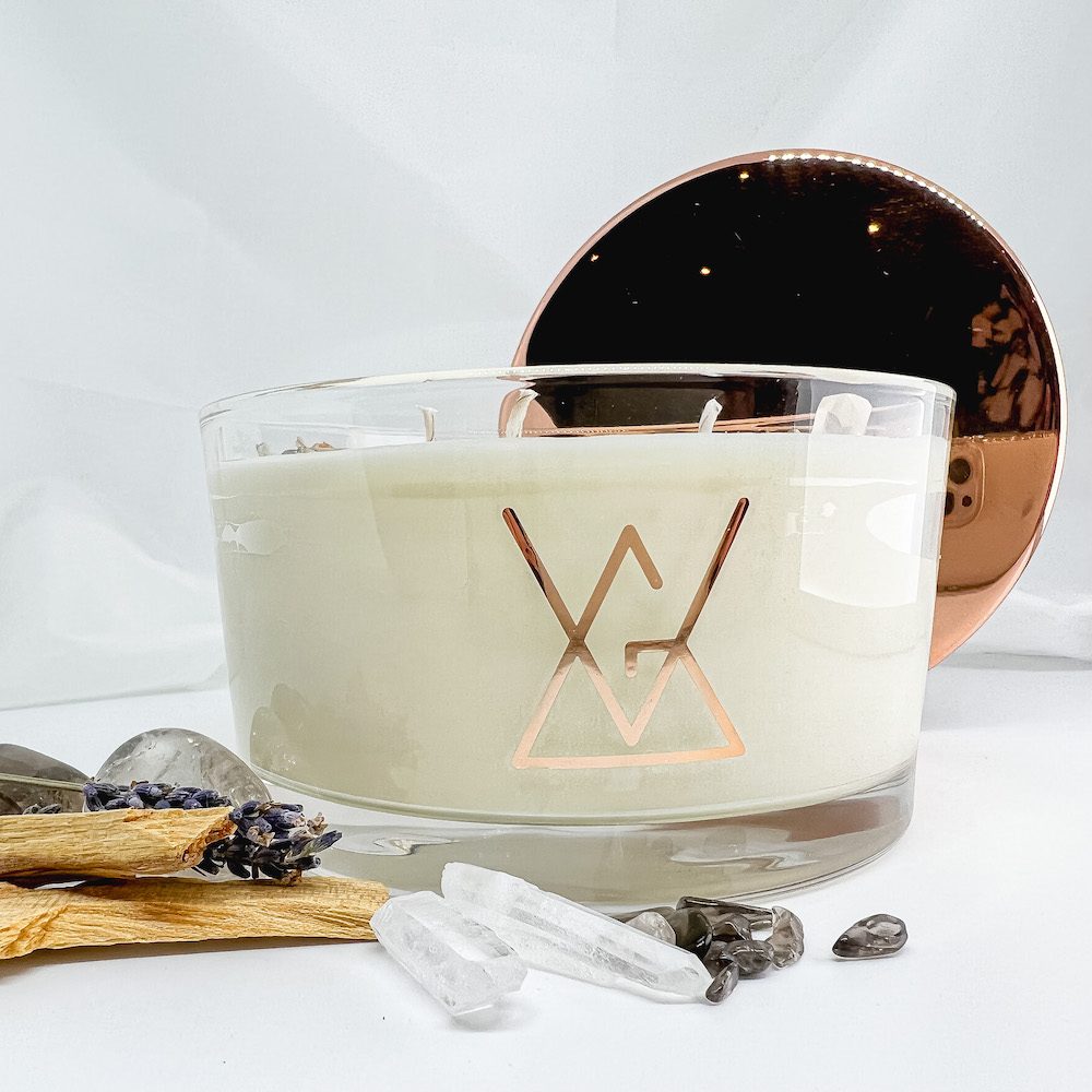 Palo Santo Meditation with Smokey & Clear Quartz Aromatherapy Candle - Image 6