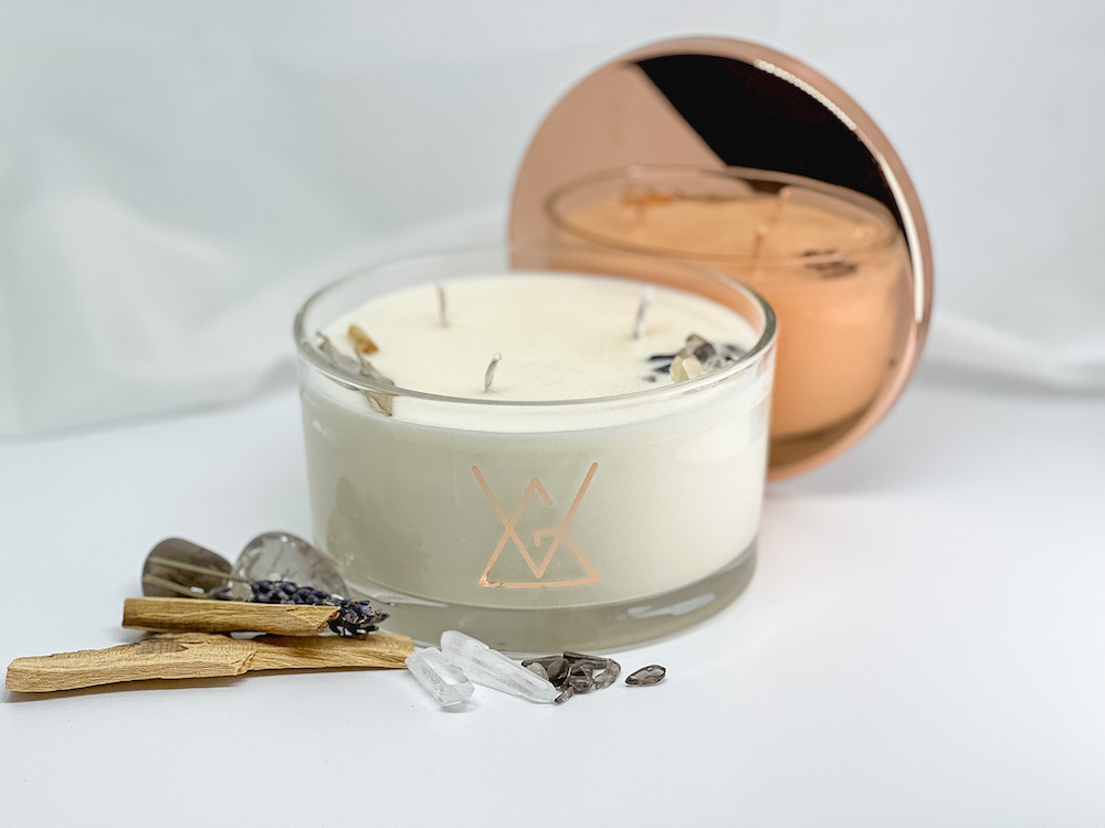 Palo Santo Meditation with Smokey & Clear Quartz Aromatherapy Candle - Image 7