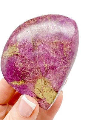 Stichtite in Serpentine Polished Free Form 152 g